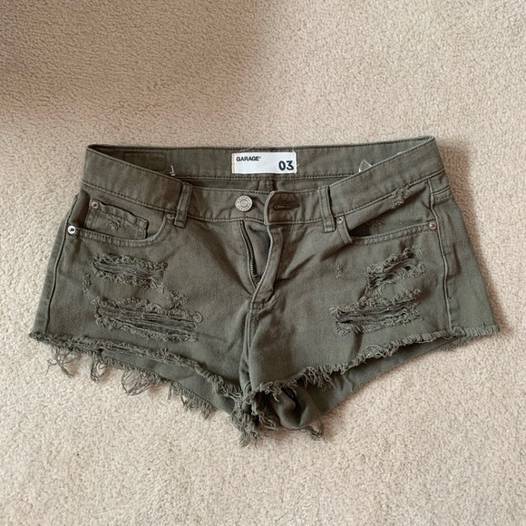 Garage flirty festival shorts, size US 3 - Picture 2 of 3
